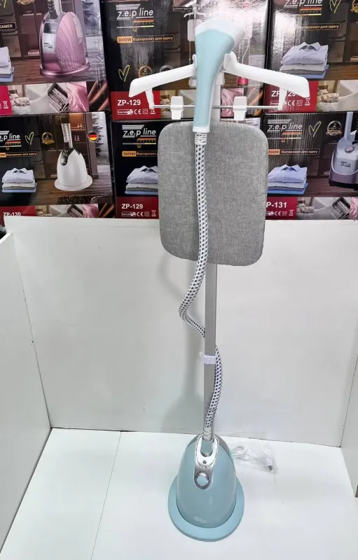 Відпарювач вертикальний для одягу зі стійкою Zepline ZP-130 3000W